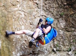  Descenso dentro del cañón.JPG 